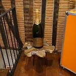 Muralha Charm House B&B 4*