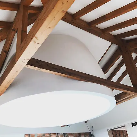 Muralha Charm House 4*