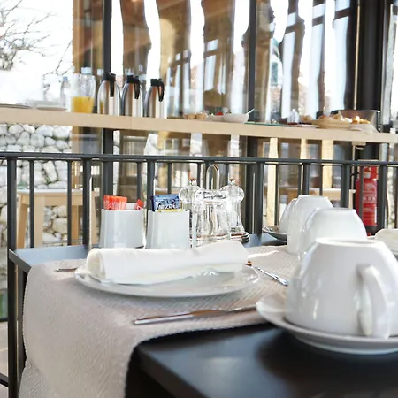 ベッド・アンド・ブレックファスト Muralha Charm House 4*