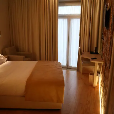 Bed & Breakfast Muralha Charm House 4*