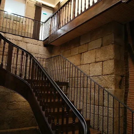 Muralha Charm House 3*