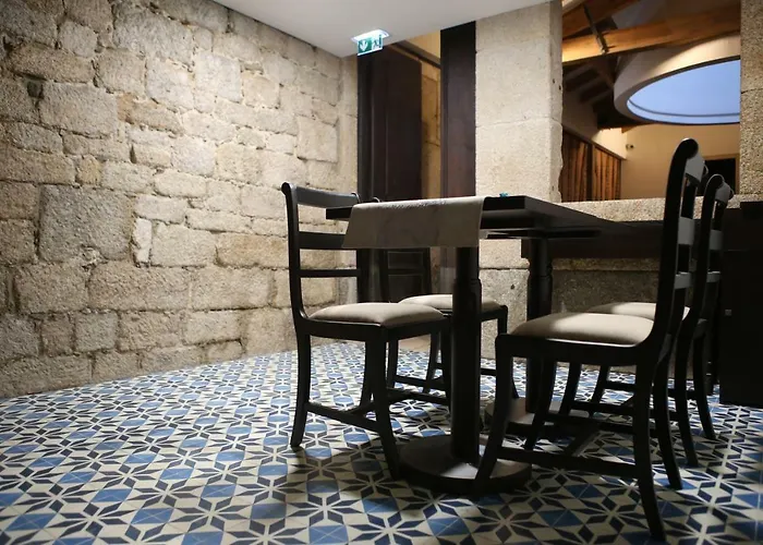 Muralha Charm House 4*