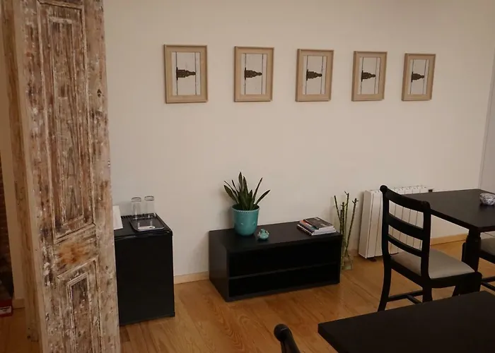 Muralha Charm House 4*