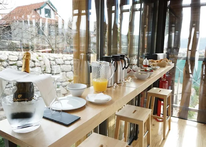 Muralha Charm House 4*